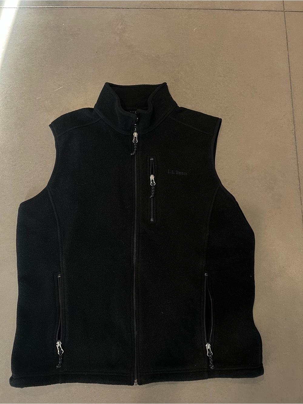 Men’s L.L. Bean Black Fleece Zip Vest